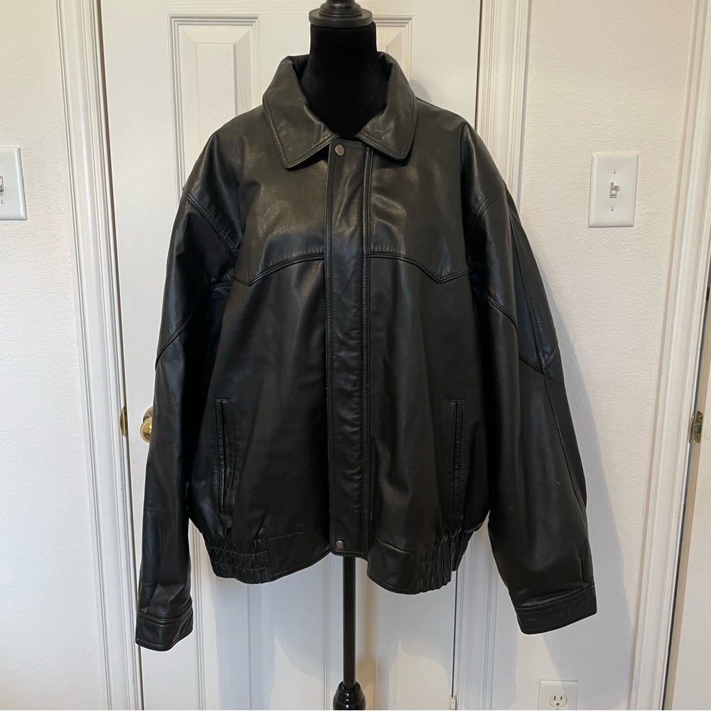 Men's 100% Genuine Leather Black Leather Jacket - Classic Bomber Style